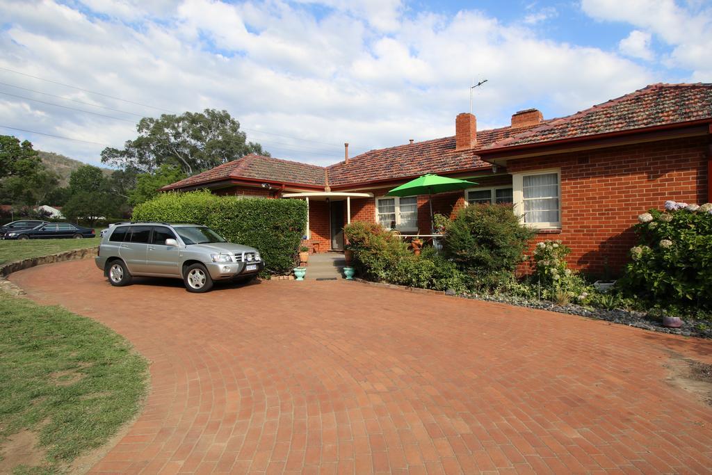 The Evergreen Bed And Breakfast Canberra Extérieur photo