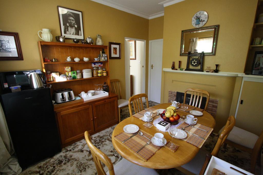 The Evergreen Bed And Breakfast Canberra Extérieur photo