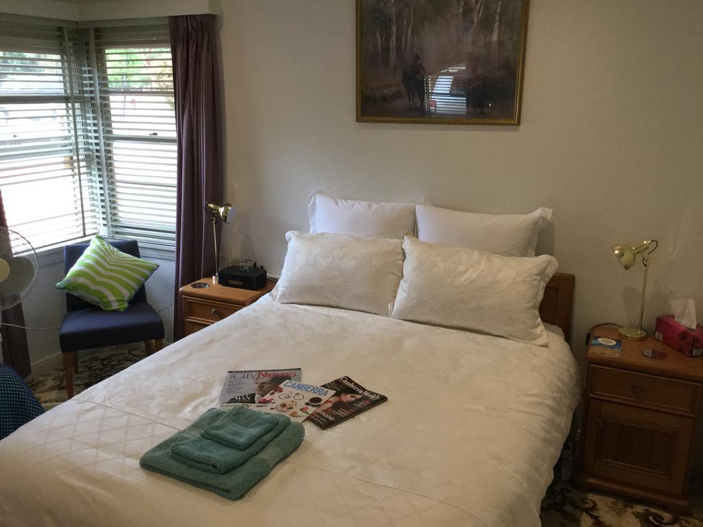 The Evergreen Bed And Breakfast Canberra Extérieur photo