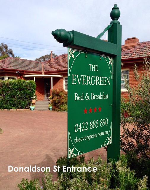 The Evergreen Bed And Breakfast Canberra Extérieur photo