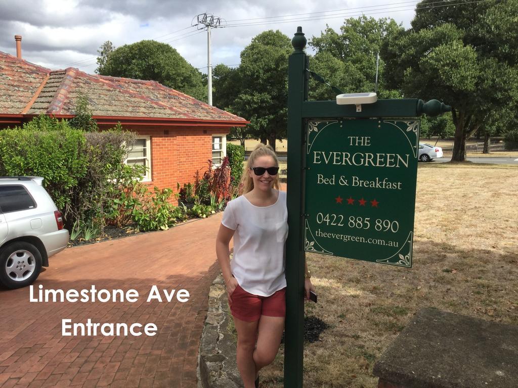 The Evergreen Bed And Breakfast Canberra Extérieur photo